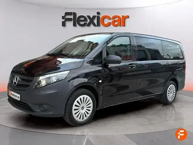 Usado Mercedes Vito 136 CV (100 kW) 2023 Negro Van