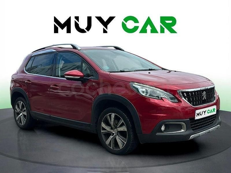 Rojo Usado 2017 Peugeot 2008 Allure SUV | 7990 € (Buen precio) - Imagen 1/4