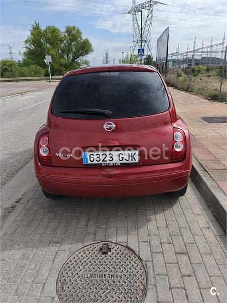 Usado Nissan Micra Acenta 88 CV (64 kW) 2008 Granate Berlina