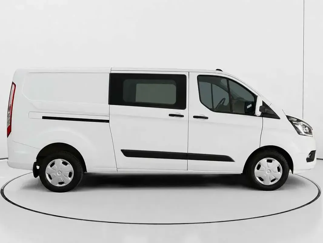 Usado Ford Transit Custom Trend 131 CV (96 kW) 2022 Blanco Van