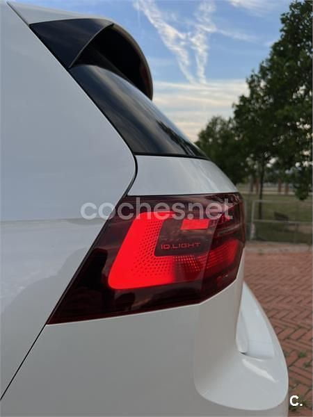 Usado VW Golf VIII GTI 245 CV (180 kW) 2020 Blanco Berlina