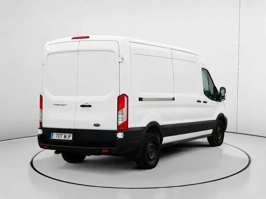 Usado Ford Transit Trend 131 CV (96 kW) 2023 Blanco Van