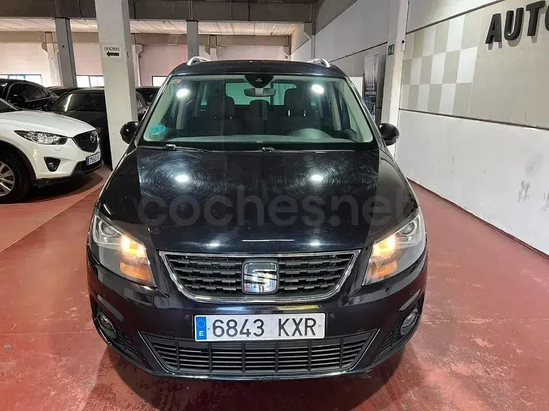 Usado Seat Alhambra Style 150 CV (110 kW) 2019 Negro Monovolumen