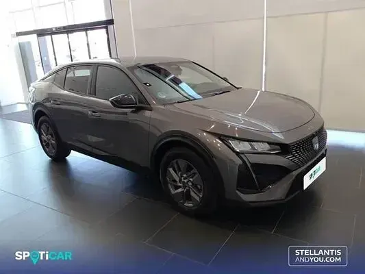 Usado Peugeot 408 Allure 145 CV (106 kW) 2025 Gris / plata SUV
