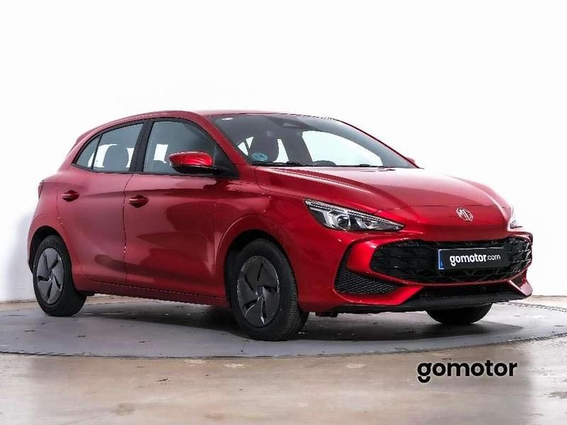 Usado MG MG3 116 CV (85 kW) 2025 Rojo Utilitario