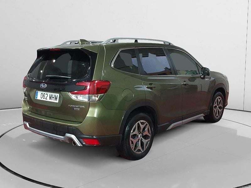 Usado Subaru Forester 151 CV (111 kW) 2023 Verde SUV