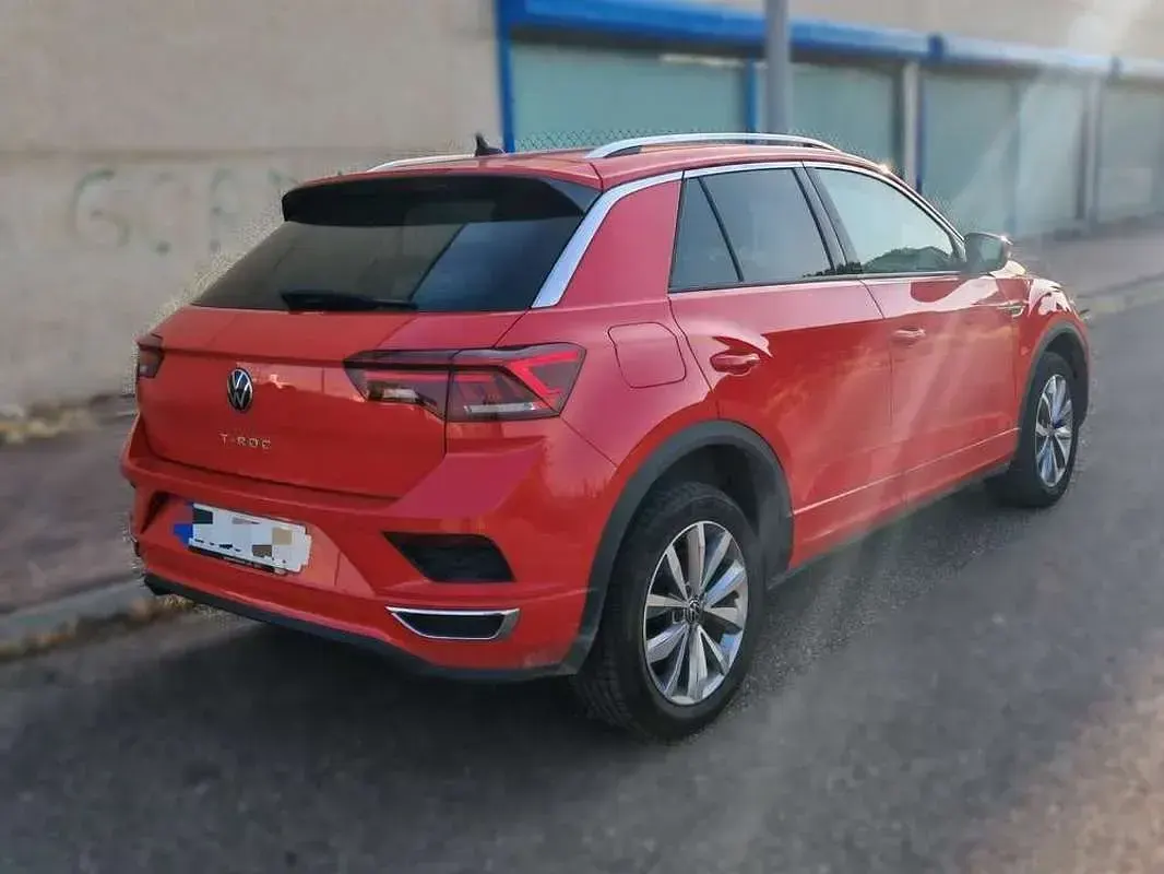 Usado VW T-Roc 116 CV (85 kW) 2022 Rojo SUV