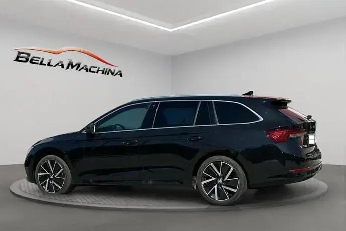 Usado Skoda Octavia Style 151 CV (111 kW) 2020 Negro Familiar