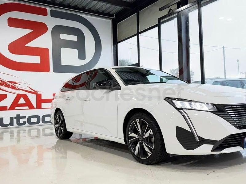 Usado Peugeot 308 SW Allure 130 CV (95 kW) 2022 Blanco Familiar