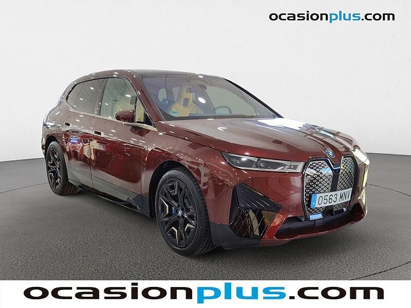 Usado BMW iX 455 kW (619 CV) 2023 Rojo SUV