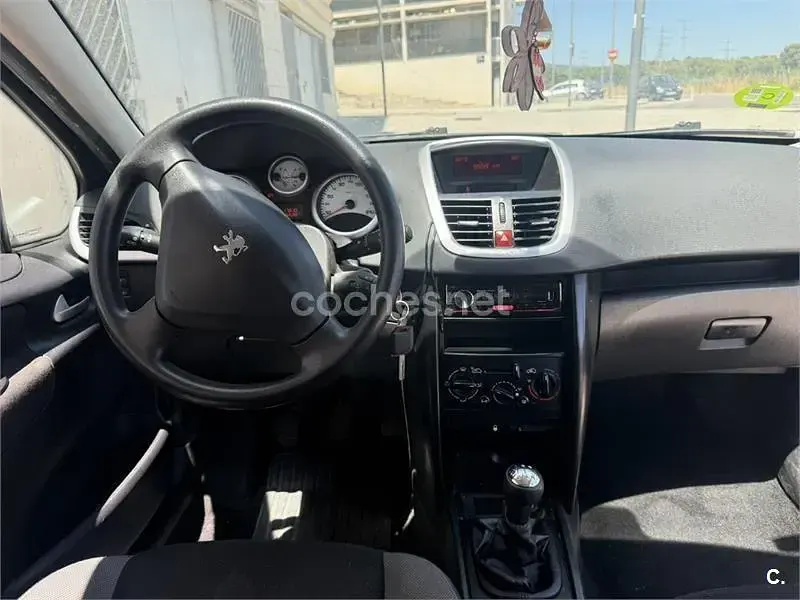 Usado Peugeot 207 Sport 95 CV (69 kW) 2008 Gris / plata Berlina