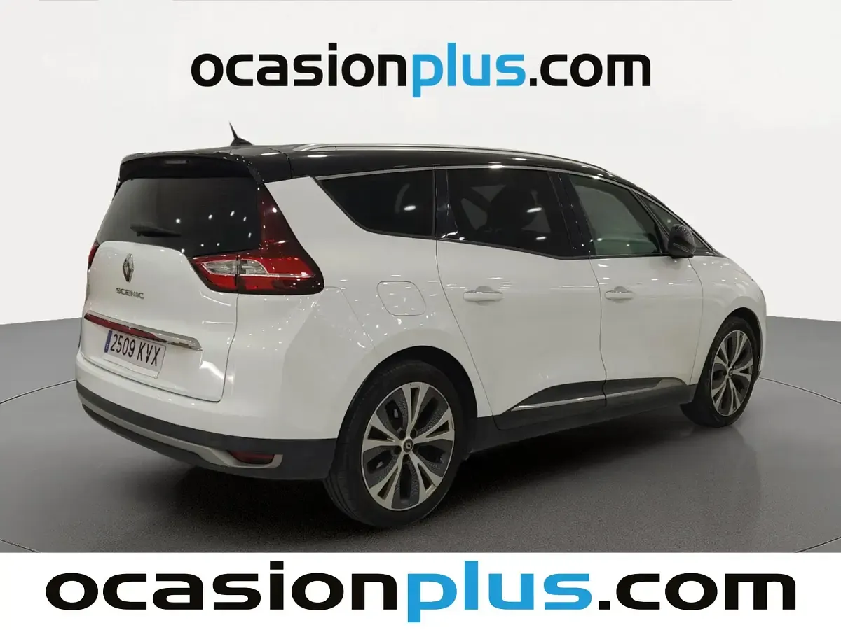Usado Renault Grand Scénic IV Zen 140 CV (102 kW) 2019 Blanco Monovolumen
