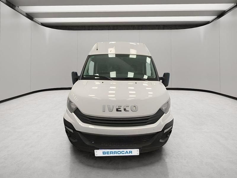 Usado Iveco Daily 156 CV (114 kW) 2019 Blanco Monovolumen