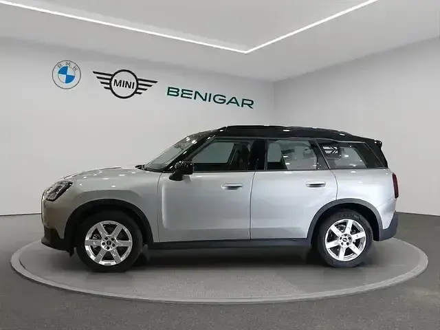 Usado Mini Countryman Classic 170 CV (125 kW) 2024 Gris SUV