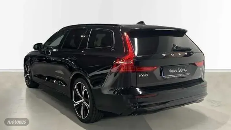 Usado Volvo V60 Plus 197 CV (144 kW) 2025 Negro Familiar