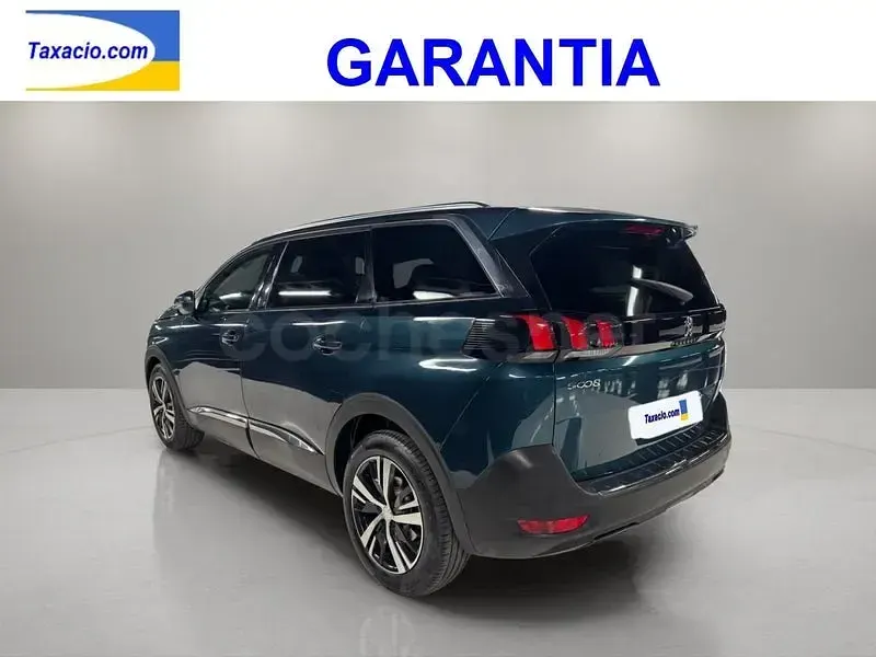 Usado Peugeot 5008 Allure 130 CV (95 kW) 2019 Azul SUV