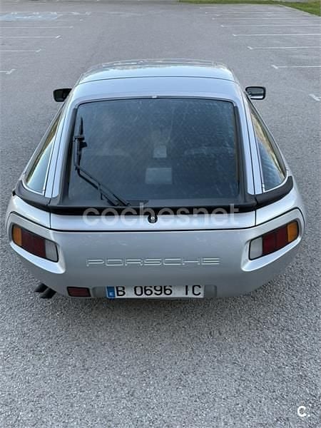 Gris / plata Usado 1982 Porsche 928 Coupe | 24.000 € - Imagen 1/4