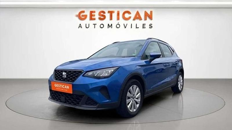 Usado Seat Arona Style 110 CV (80 kW) 2023 Azul SUV