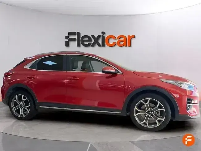 Usado Kia XCeed 160 CV (117 kW) 2022 Rojo SUV
