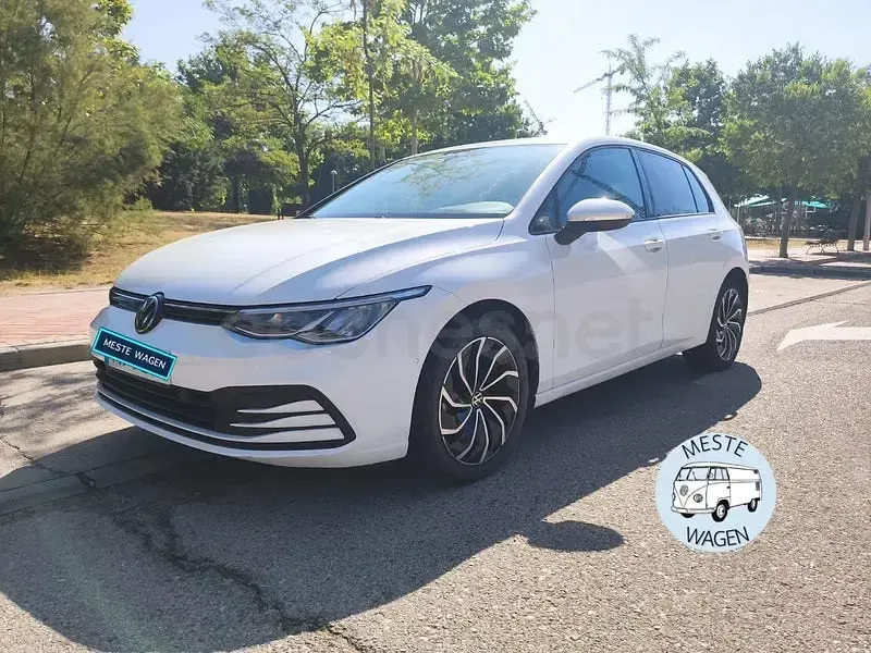 Usado VW Golf VIII Life 110 CV (80 kW) 2022 Blanco Berlina
