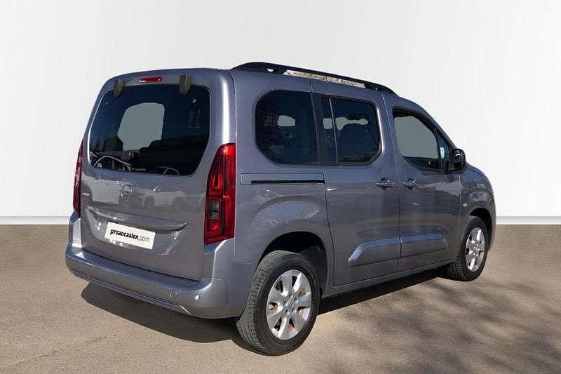Usado Opel Combo Elegance 102 CV (75 kW) 2023 Gris Familiar