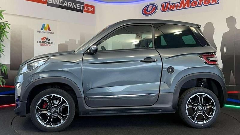 Usado Ligier JS60 11 CV (8 kW) 2021 Gris Utilitario