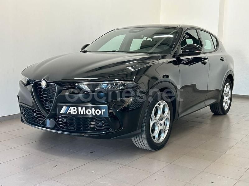 Negro Usado 2023 Alfa Romeo Tonale Sprint SUV | 23.500 € (Super precio) - Imagen 1/4