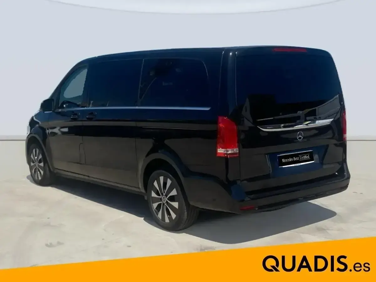 Usado Mercedes V220 Avantgarde 163 CV (119 kW) 2023 Negro Monovolumen