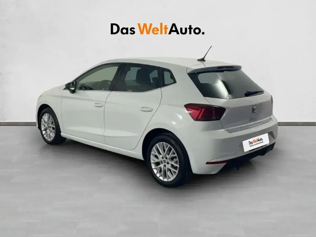 Usado Seat Ibiza XCELLENCE 115 CV (84 kW) 2025 Blanco Utilitario