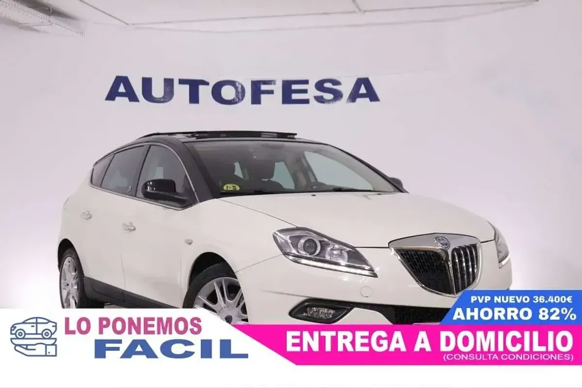 Usado Lancia Delta 120 CV (88 kW) 2010 Blanco Utilitario