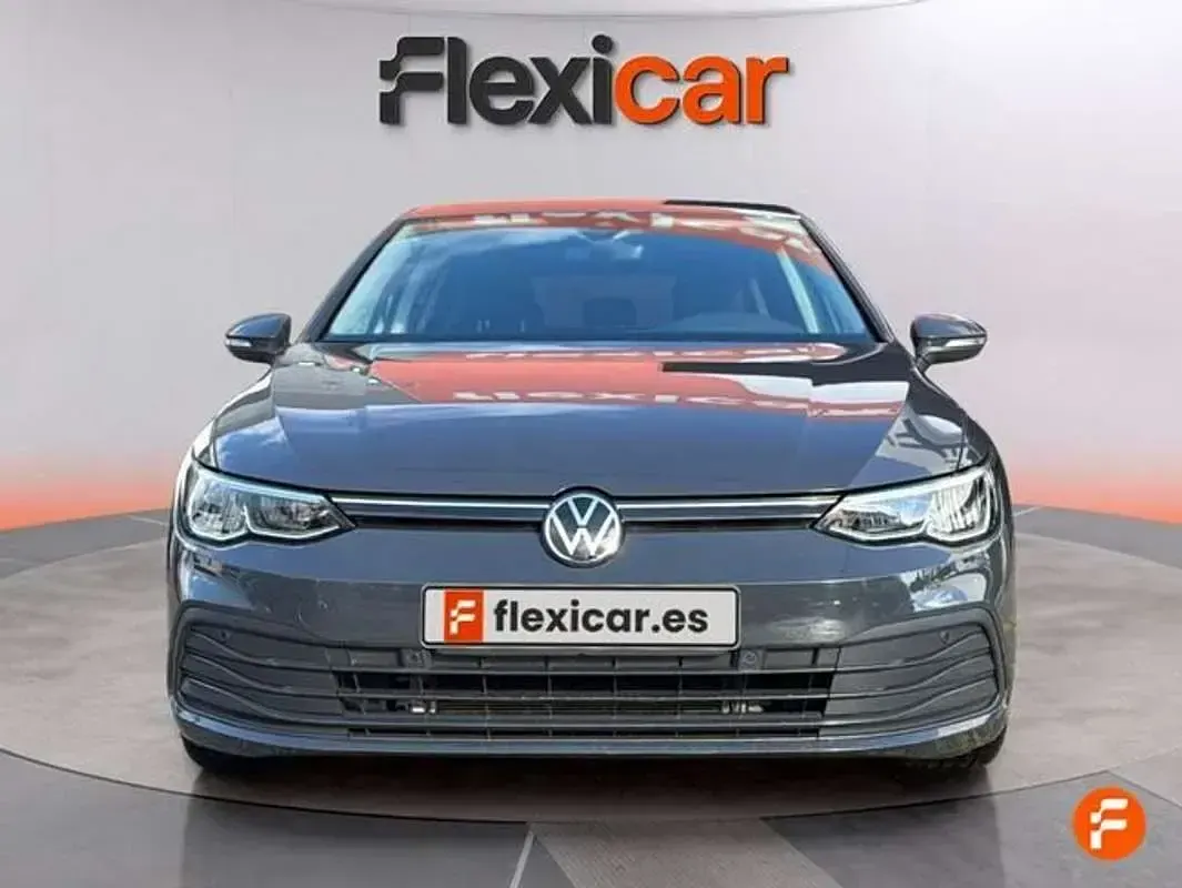 Usado VW Golf VIII 116 CV (85 kW) 2022 Gris Utilitario