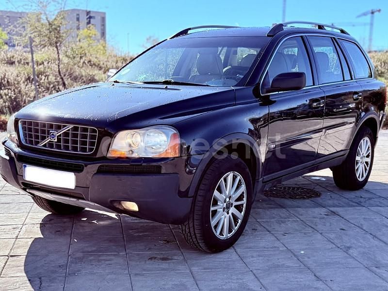 Negro Usado 2004 Volvo XC90 Executive SUV | 5790 € (Precio justo) - Imagen 1/4