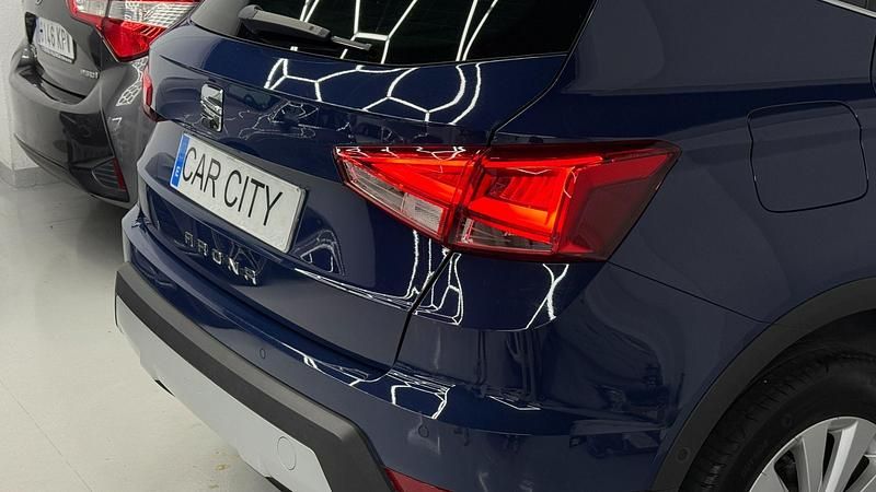 Usado Seat Arona XCELLENCE 116 CV (85 kW) 2019 Azul SUV