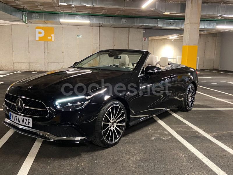 Negro Usado 2021 Mercedes E220 Descapotable | 54.500 € - Imagen 1/4
