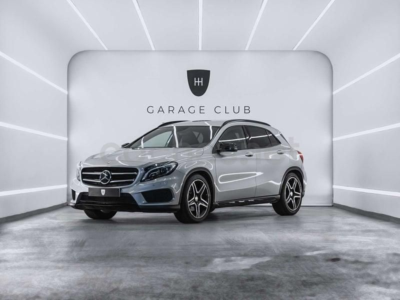 Usado Mercedes GLA220 AMG line 170 CV (125 kW) 2014 Granate SUV
