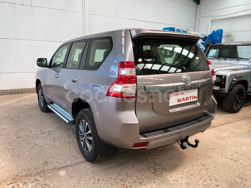 Usado Toyota Land Cruiser 177 CV (130 kW) 2016 Marrón SUV