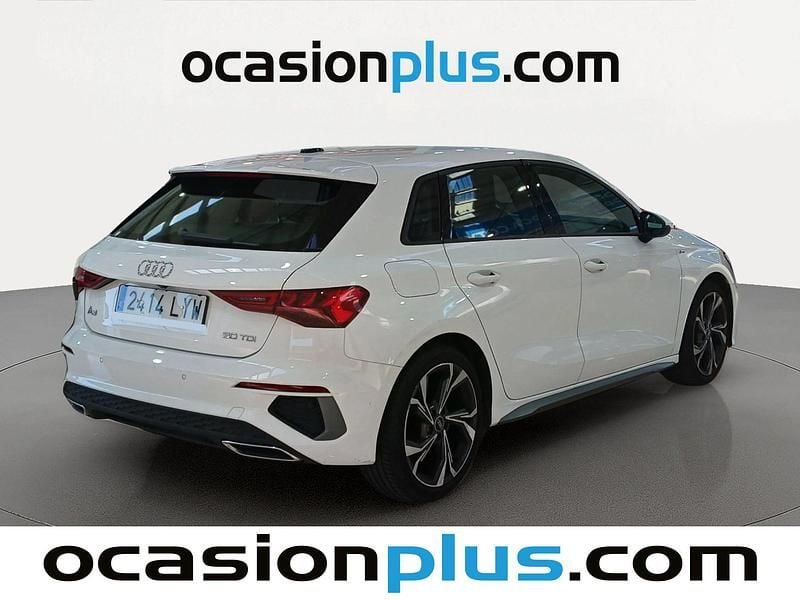 Usado Audi A3 S-Line 116 CV (85 kW) 2022 Blanco Berlina