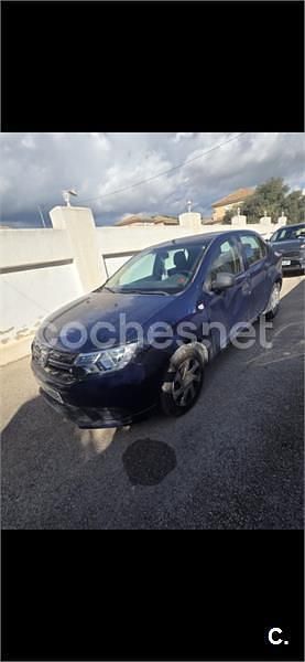Usado Dacia Logan Ambiance 75 CV (55 kW) 2017 Azul Berlina