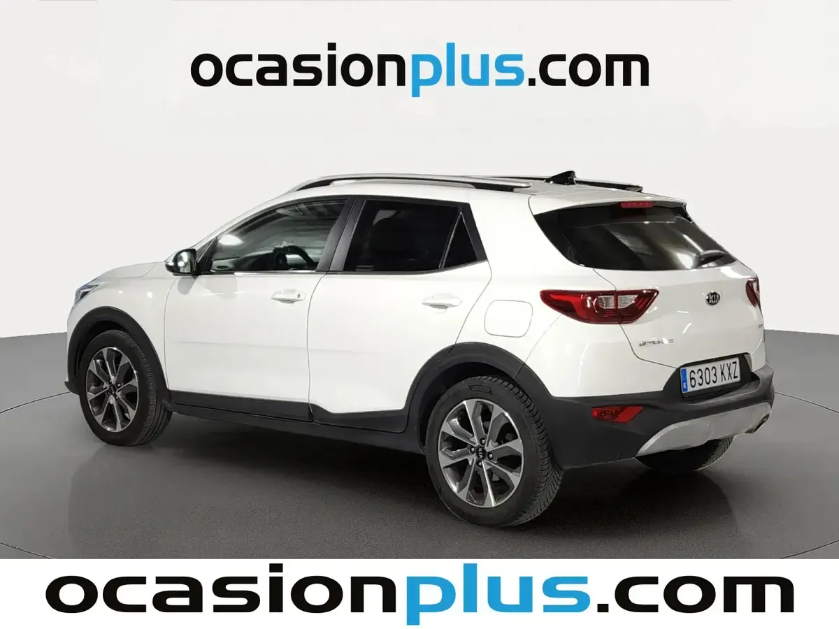 Usado Kia Stonic 101 CV (74 kW) 2019 Blanco SUV