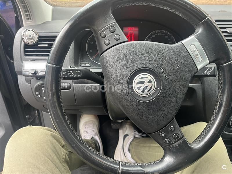 Usado VW Golf VI Highline 140 CV (102 kW) 2008 Negro Utilitario