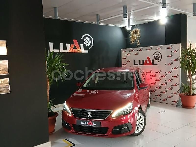 Granate Usado 2018 Peugeot 308 SW Active Familiar | 8900 € (Super precio) - Imagen 1/4