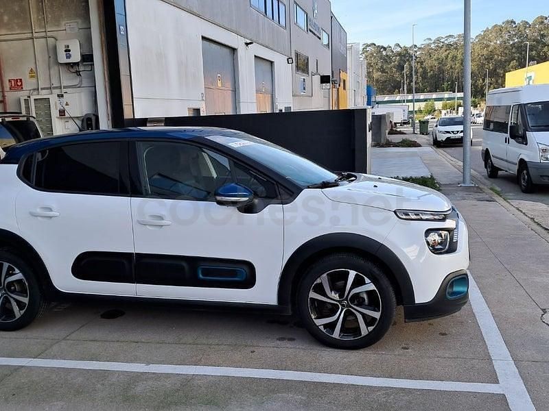 Usado Citroën C3 Shine 102 CV (75 kW) 2021 Blanco Utilitario