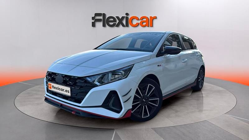 Usado Hyundai i20 N Line 84 CV (61 kW) 2023 Blanco Utilitario