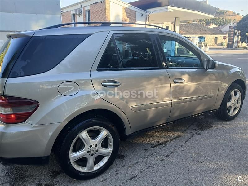 Beige Usado 2007 Mercedes ML320 SUV | 9500 € (Precio justo) - Imagen 1/4