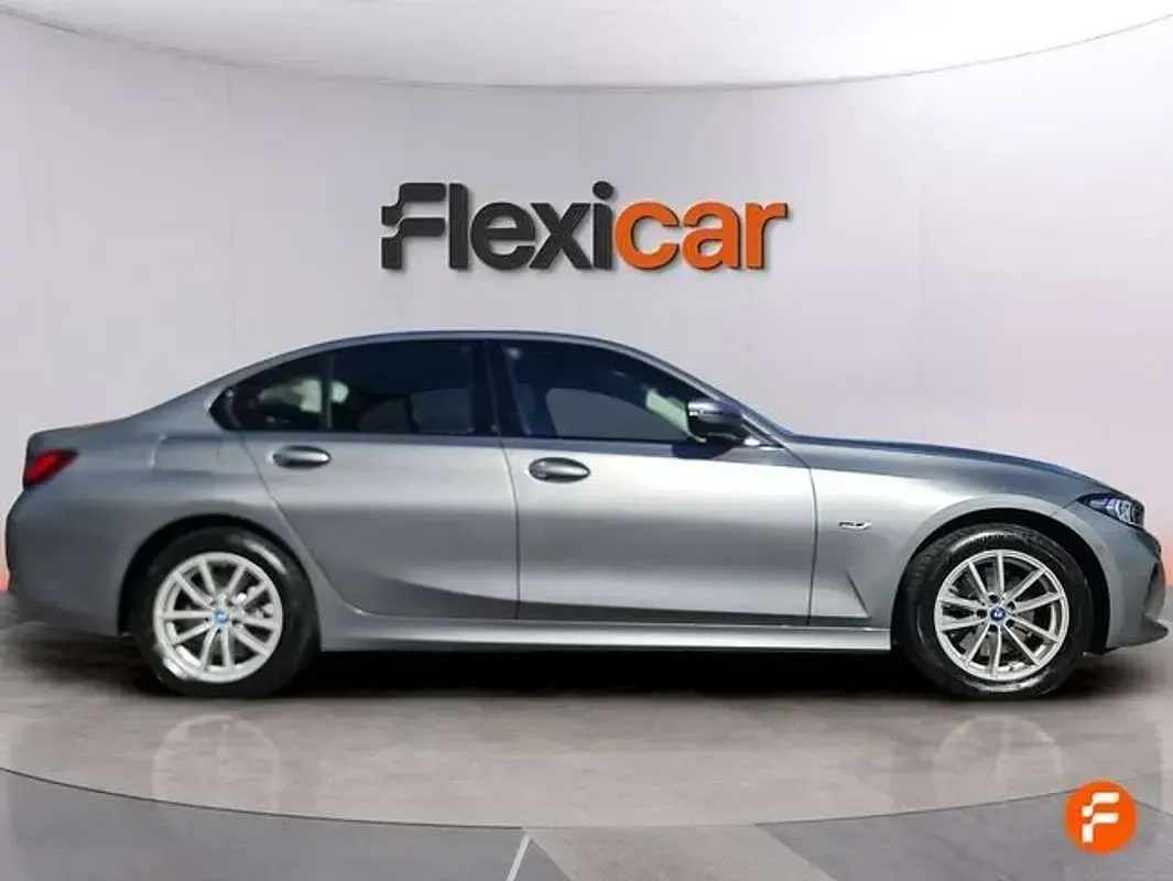 Usado BMW 320e 204 CV (150 kW) 2024 Gris Berlina