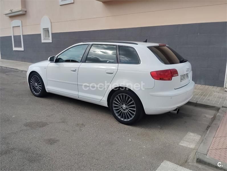 Usado Audi A3 Ambition 170 CV (125 kW) 2008 Blanco Utilitario