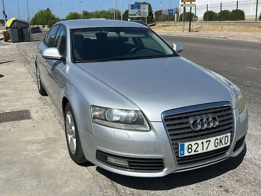Usado Audi A6 170 CV (125 kW) 2009 Gris Berlina