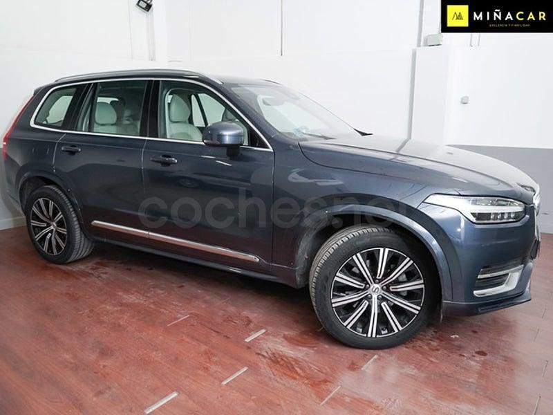 Käytetty Volvo XC90 Plus 235 HP (172 kW) 2024 Sininen Katumaasturi