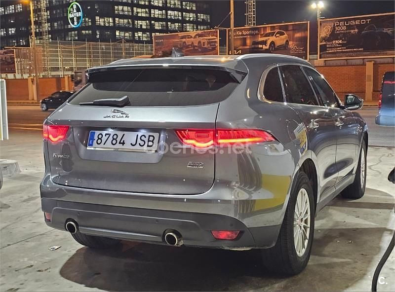 Usado Jaguar F-Pace R-Sport 340 CV (250 kW) 2016 Gris / plata SUV