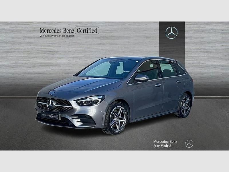 Usado Mercedes B250e AMG line 218 CV (160 kW) 2025 Designo gris montaña magno Monovolumen